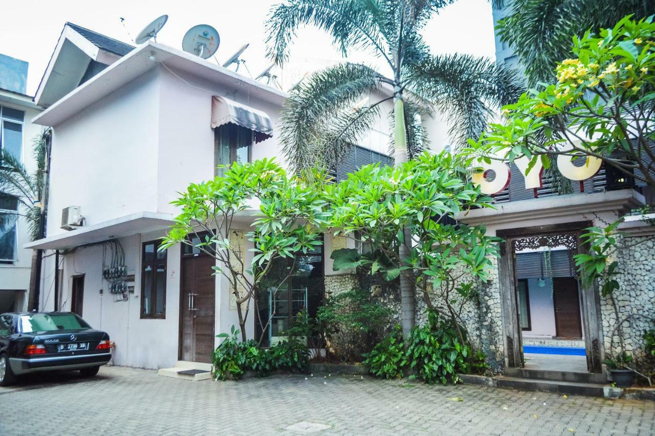 Oyo 107 Kusuma Kemang Suite Jakarta Exterior foto